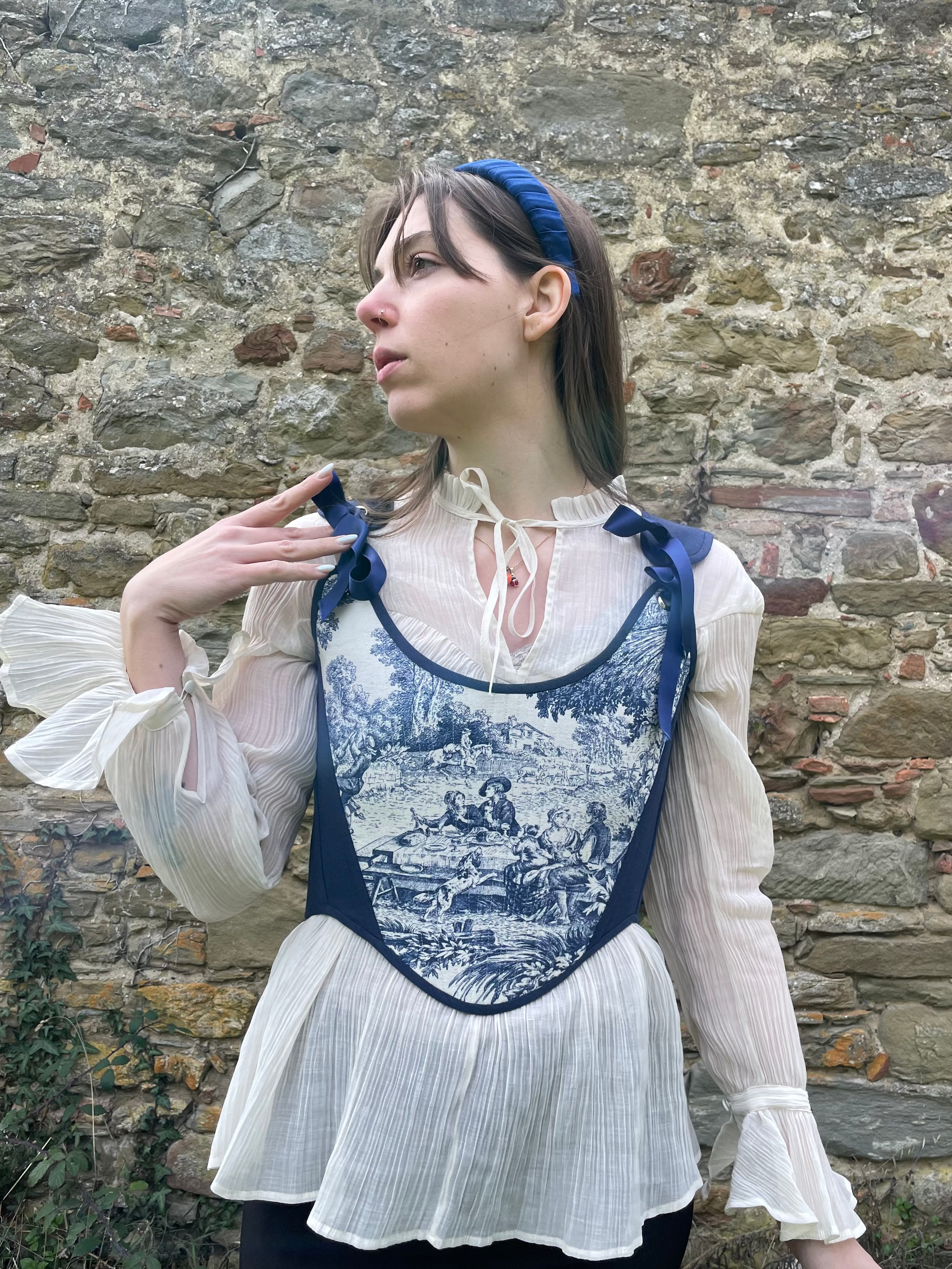 Corsetto in Toile de Jouy e Luxury Denim