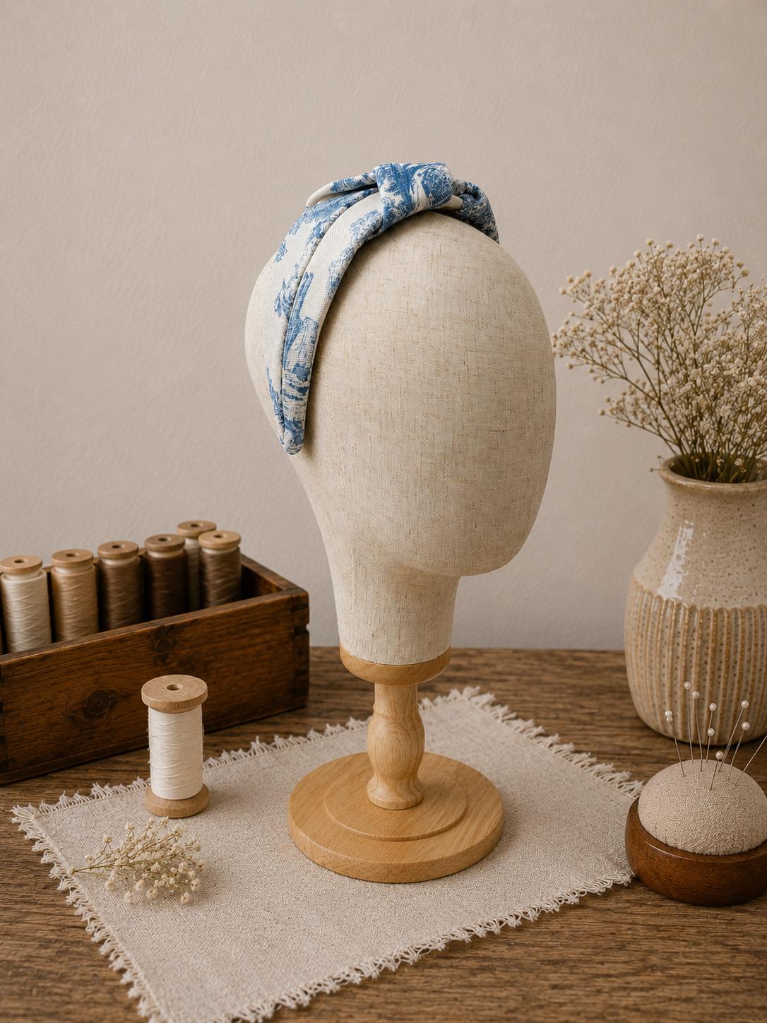 Cerchietto in cotone modello "Nodo" in fantasia Toile de Jouy